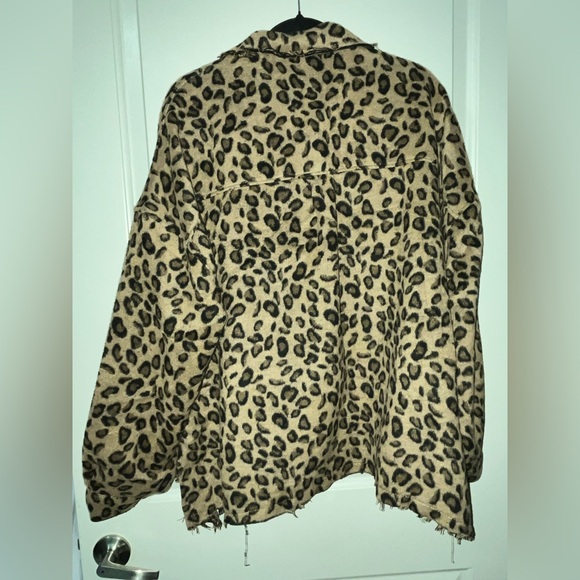 Leopard Print Women's Jacket. NWOT - Picture 5 of 6